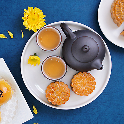 포토 JPG 해외이미지 접시 꽃잎 꽃 디저트 쟁반 실내 사람없음 하이앵글 찻잔 찻주전자 월병 해외포토 식물 식기 음식 뷰포인트 주전자 잔 내부 과자 중국전통 파일형식 이미지허브