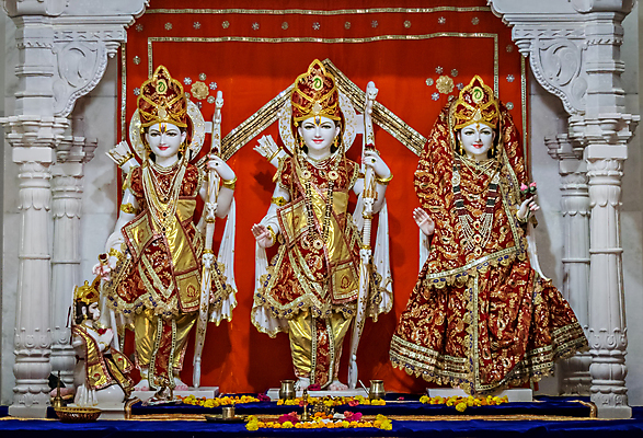 포토 JPG 해외이미지 전통 아시아 종교 문화 조각 여행 건축양식 미술 동양인 사람없음 장식 컬러풀 조각상 믿음 사찰 역사 축복 귀족 램 숭배 여신 옛날 힌두교 해외포토 건축 감정 나라 컬러 컨셉 종교건축 문화예술 인종 조형물 파일형식 이미지허브