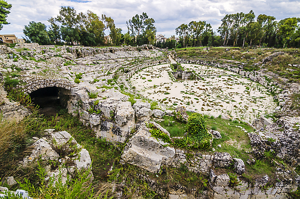 포토 JPG 해외이미지 유럽 여행 건축양식 휴가 사람없음 야외 도시풍경 여행객 이탈리아 짐 역사 서커스 발굴 폐허 통로 단계 그리스인 고고학 로마인 방법 옛날 인기 파멸 검투사 해외포토 서양인 직업 교육 건축 나라 컨셉 사람 인종 풍경 도시 파일형식 소멸 이미지허브