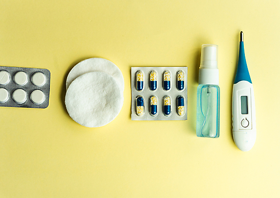 포토 JPG 해외이미지 손 백그라운드 컨셉 가면 안전 사람없음 단어 세계 알약 약 노란색 쪽지 보호 비누 전염병 파스텔톤 카피스페이스 해외포토 문자 컬러 의학 신체부위 위생용품 공백 질병 파일형식 이미지허브