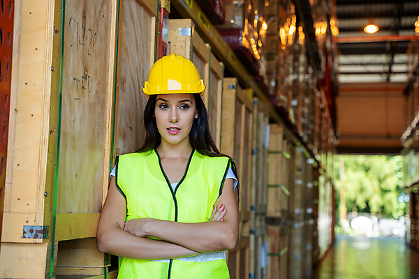 포토 JPG 해외이미지 백인 직업 유럽 산업 공장 노동자 선반 실내 한명 서기 안전 사람 성인 상자 3D 상점 장비 화물 최고 업무 작업 주식 컨테이너 배송 창고 동료 경영자 수납 지게차 적재 물류 판지 분배 조작 해외포토 서양인 1 나라 가구 공업 관계 모션 내부 금융 운송업 중장비 디지털합성 리더 파일형식 이미지허브