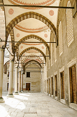 포토 JPG 해외이미지 종교 건축양식 이스탄불 사람없음 장식 바위 기둥 화려 그리기 이슬람교 아치 모스크 칠면조 숭배 안뜰 튀르키예 해외포토 건축 아시아 컨셉 모션 조류 돌_바위 파일형식 이미지허브