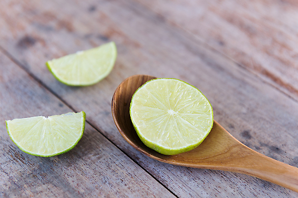 포토 JPG 해외이미지 음료 음식 조각 백그라운드 잎 과일 재료 자연 탁자 귤 건강 사람없음 목재 장식 초록색 주방 숟가락 침묵 껍질 시골 신선 그룹 정상 자르기 레몬 유기농 날것 슬라이스 라임 내추럴 숙성 이국적 해외포토 나무 식물 웰빙 컬러 가구 모션 수저 소리 생태계 파일형식 이미지허브