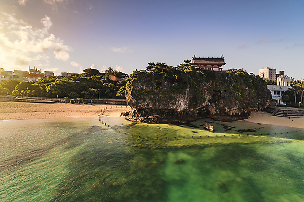포토 JPG 해외이미지 구름 종교 문화 바다 섬 여행 자연 아침 풍경 사람없음 가로 물 여름 야자수 뷰티 일출 일본 일몰 공백 신화 사당 카피스페이스 해외포토 주간 자연요소 나무 계절 아시아 노을 생태계 파일형식 이미지허브