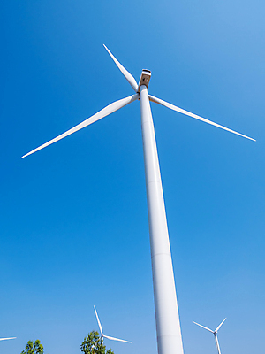 포토 JPG 해외이미지 식물 산업 밭 자연 하늘 바람 산 사람없음 초록색 파란색 농장 환경 힘 재활용 풍차 발전기 에너지 흰색 보호 생태계 프로펠러 자원 스카이라인 세대 유지 방앗간 혁명 생태학 공급 해외포토 자연요소 교육 컬러 컨셉 농업 날씨 발전소 친환경 파일형식 이미지허브