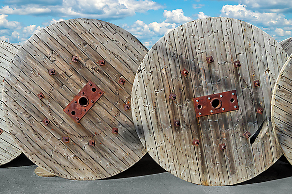 포토 JPG 해외이미지 모양 구름 산업 선 백그라운드 인터넷 통신 하늘 사람없음 야외 목재 금속 디지털 자료 힘 장비 회색 정보 원형 구멍 연결 큼 철 묘사 창고 부식 드럼 롤 철사 실타래 수납 섬유 무거움 얼레 감싸기 철강 해외포토 자연요소 도형 나무 컬러 재료 모션 재질 타악기 직물 무게 크기 파일형식 이미지허브