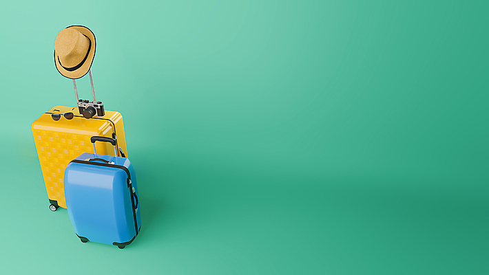 포토 JPG 해외이미지 여행 휴가 사람없음 3D 캐리어 출발 밀짚모자 민트색 수화물 카피스페이스 해외포토 모자_잡화 컬러 컨셉 여행가방 공백 디지털합성 파일형식 이미지허브
