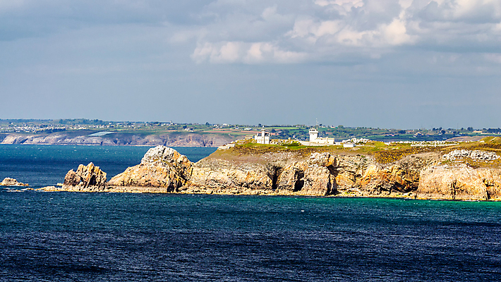 포토 JPG 해외이미지 파도 바다 섬 여행 자국 자연 하늘 산 사람없음 초록색 물 파란색 빛 태양 뷰티 프랑스 만 서핑 가장자리 보호 망토 지중해 다이빙 암초 대서양 석호 터키석 수평선 해외포토 자연요소 유럽 컬러 컨셉 수영 수상스포츠 둘레 보석 생태계 수중스포츠 파일형식 이미지허브