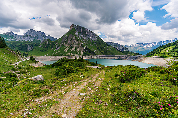 포토 JPG 해외이미지 구름 라이프스타일 응시 여행 자연 휴가 산 파노라마 사람없음 야외 여름 환경 맑음 등산 트래킹 하이킹 시골 저수지 오스트리아 정상 알프스 천국 고립 절정 해외포토 자연요소 시선 계절 유럽 레저 날씨 촬영기법 생활 생태계 파일형식 이미지허브