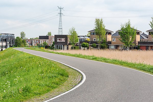포토 JPG 해외이미지 도로 선 여행 포즈 곡선 교통시설 모션 자연 하늘 사람없음 초록색 파란색 강 햇빛 운전 자유 시골 댐 땅 방향 속도 네덜란드 장면 교외 루트 방법 수평선 해외포토 공공시설 유럽 길 컬러 교통 컨셉 태양 시설 생태계 파일형식 이미지허브