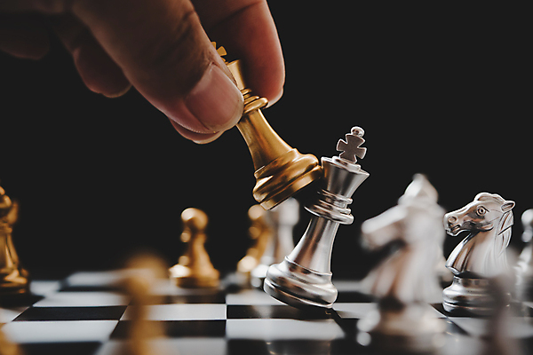 포토 JPG 해외이미지 스포츠 백그라운드 컨셉 비즈니스 모션 놀이 성공 아이디어 취미 사람없음 검은색 힘 경쟁 도전 게임 흰색 공구 우승 그룹 체스말 체스 계획 대표 왕 오브젝트 리더 싸움 패배 체스판 여왕 지능 필승 해외포토 컬러 도구 최고 말_게임 파일형식 이미지허브