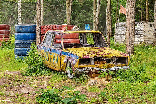 포토 JPG 해외이미지 나무 식물 계절 문화 백그라운드 잎 자동차 자연 날씨 따뜻함 사람없음 야외 빨간색 초록색 여름 파란색 빛 컬러풀 뷰티 노란색 환경 확성기 봄 가을 깃발 바퀴 역사 경찰 숲 타이어 장면 멀리 삼림지대 옛날 자동 해외포토 직업 육상교통 컬러 생태계 파일형식 이미지허브