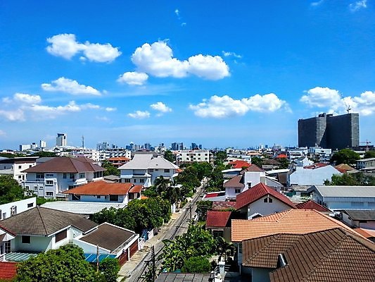 포토 JPG 해외이미지 파도 여행 백그라운드 비즈니스 자연 하늘 추상 아파트 따뜻함 사람없음 물 파란색 빛 글로벌 사무실 햇빛 뷰티 반사 평화 환경 맑음 고층빌딩 침묵 황혼 흰색 오픈 서핑 도심 큼 상업 장면 지역 천국 대도시 스카이라인 생태학 인구 수평선 해외포토 자연요소 교육 바다 컬러 컨셉 무늬 날씨 주택 빌딩 태양 소리 일몰 수상스포츠 도시 크기 생태계 파일형식 이미지허브