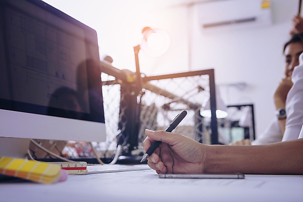 포토 JPG 해외이미지 직업 디자인 교육 아시아 컨셉 비즈니스 통신 통계 성공 회의 그래프 설계 아이디어 한명 사람 금융 사무실 펜 자료 정보 성장 업무 비즈니스맨 발표 그룹 계획 대표 토론 보고서 경영자 경영 마케팅 세미나 프로젝트 브레인스토밍 해외포토 1 남자 나라 경제 필기구 작업 직장인 리더 파일형식 이미지허브