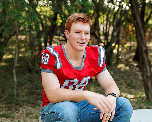 포토 JPG 해외이미지 남자 행복 여유 포즈 졸업 학교 성공 기념 한명 미소 소년 10대 빨간색 파란색 축구 끝 주근깨 저지 플레이어 해외포토 1 교육 감정 어린이 컬러 컨셉 청소년 표정 사람 구기 점 파일형식 이미지허브