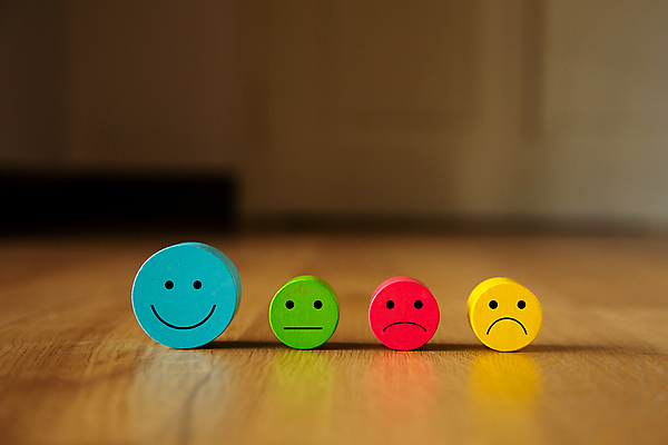 포토 JPG 해외이미지 아이콘 행복 감정 얼굴 컨셉 비즈니스 미소 사람없음 표현 최고 체험 고객 서비스 사인 만족 긍정 순위 평가 이모티콘 리뷰 마케팅 우수 사용자 해외포토 표정 신체부위 절기 파일형식 이미지허브