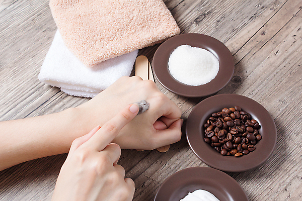 포토 JPG 해외이미지 손 커피 컨셉 신체 재료 휴식 콩 주택 건강 가면 사람없음 치료 수건 뷰티 스파 목욕 화장품 마사지 사발 어플리케이션 씻기 상품 손톱관리 설탕 피부 크림 에코 유기농 아로마 소금 주걱 아로마테라피 테라피 내추럴 순서 돌봄 보습 위생관리 핸드메이드 비건 해외포토 웰빙 음료 의학 모션 주방용품 곡류 관리 건물 신체부위 위생용품 환경 청결 사기그릇 네일아트 채식주의자 파일형식 이미지허브