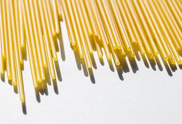 포토 JPG 해외이미지 실내 그림자 사람없음 노란색 흰배경 스파게티면 해외포토 컬러 백그라운드 내부 흰색 면류 파일형식 이미지허브