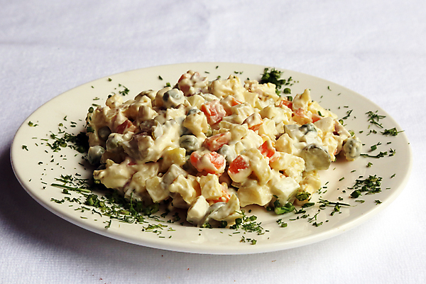 포토 JPG 해외이미지 전통 식기 접시 문화 음식 빵 채소 재료 부분 파슬리 건강 마늘 육류 요리 사람없음 주방 요식업 식당 식사 저녁식사 샐러드 시골 신선 뜨거움 맛 수프 향신료 준비 러시아 서빙 레시피 점심식사 딜 러시아인 삶기 시베리아 식욕 우크라이나 전국 핸드메이드 해외포토 서양인 유럽 산업 컨셉 식재료 상점 향미료 파일형식 이미지허브