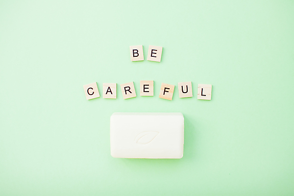 포토 JPG 해외이미지 손 얼굴 백그라운드 컨셉 건강 병원 가면 안전 사람없음 약 수비 바이러스 보호 빨래 질병 청소 세제 화장실 예방 감염 비누 박테리아 그만 돌봄 소독 위생관리 전염병 해외포토 가사 의학 모션 관리 신체부위 위생용품 파일형식 이미지허브