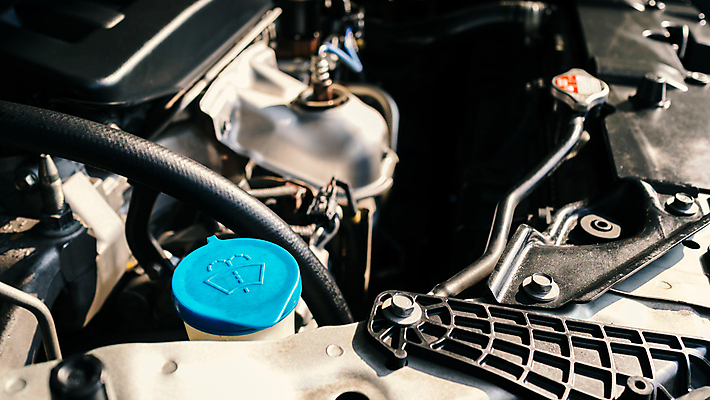 포토 JPG 해외이미지 자동차 사람없음 금속 뚜껑 차량부품 차량점검 워셔액 해외포토 육상교통 재질 부속품 점검 차량용품 파일형식 이미지허브