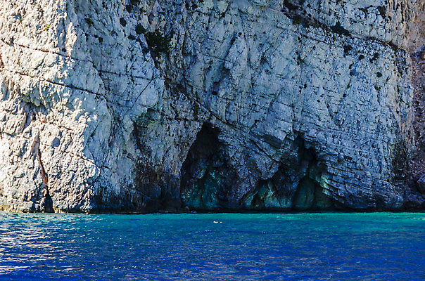 포토 JPG 해외이미지 유럽 모래 바다 여행 자연 휴가 풍경 사람없음 야외 초록색 물 파란색 도시풍경 태양 여행객 짐 동굴 돌산 지중해 그리스 화산 내추럴 방법 지질학 터키석 파라다이스 해외포토 자연요소 교육 나라 컬러 산 사람 도시 보석 생태계 파일형식 이미지허브