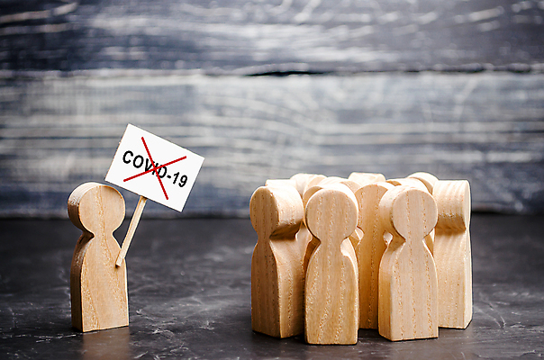 포토 JPG 해외이미지 실내 사람없음 아웃포커스 팻말 말_게임 시위 코로나바이러스 나무배경 시위대 해외포토 백그라운드 프레임 촬영기법 내부 게임 바이러스 파일형식 이미지허브