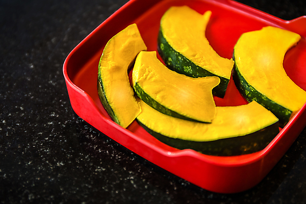 포토 JPG 해외이미지 음식 채소 오렌지 호박 쟁반 요리 사람없음 노란색 신선 준비 날것 개조 해외포토 컬러 과일 파일형식 이미지허브