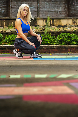 포토 JPG 해외이미지 백인 학생 라이프스타일 웰빙 딸 행복 감정 요가 가족 자연 휴가 휴식 건강 한명 야외 여름 금발 운동 뷰티 유행 여행객 귀여움 환경 시골 우아함 긍정 내추럴 해외포토 서양인 1 헤어스타일 계절 컨셉 관계 사람 생활 생태계 파일형식 이미지허브