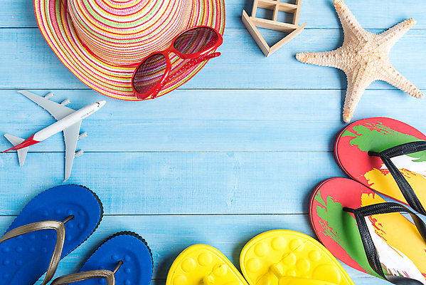 포토 JPG 해외이미지 라이프스타일 디자인 옷 안경 벽 여행 백그라운드 컨셉 패턴 장신구 탁자 표면 추상 휴가 바닥 사람없음 목재 여름 파란색 빛 스마트폰 유행 카메라 여행가방 수확 널 정상 질감 여권 짐싸기 내추럴 그런지 옛날 힙스터 해외포토 나무 잡화 계절 패션 컬러 가구 무늬 농업 가방 재료 생활 전자제품 핸드폰 스마트기기 파일형식 이미지허브