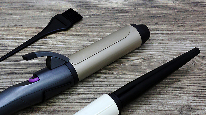 포토 JPG 해외이미지 헤어스타일 탁자 집게 사람없음 목재 상점 금속 붓 머리빗 도자기 닫기 미용실 큼 미용사 이발 오브젝트 객실 이발소 스타일링 해외포토 나무 직업 가구 재료 모션 재질 미용용품 뷰티샵 크기 파일형식 이미지허브