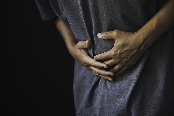 포토 JPG 해외이미지 남자 음식 컨셉 건강 관리 사람 성인 사람없음 빨간색 고통 흰색 표현 질병 시스템 문제 암 기간 복근 염증 옛날 해로움 해외포토 감정 컬러 의학 근육 파일형식 이미지허브