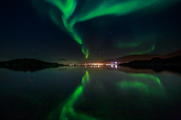 포토 JPG 해외이미지 호수 밤하늘 사람없음 야외 반사 분위기 야간 감성 오로라 몽환 해외포토 자연요소 컨셉 자연현상 하늘 파일형식 이미지허브