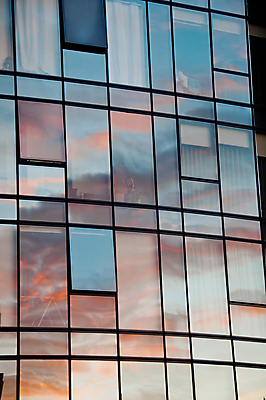 포토 JPG 해외이미지 디자인 외관 벽 백그라운드 돈 회사 비즈니스 건축양식 창문 유리 하늘 성공 추상 미래 새로움 사람없음 건물 금융 경제 파란색 빛 도시풍경 사무실 태양 반사 탑 고층빌딩 도시 센터 재산 도심 큼 상업 지역 스카이라인 진짜 철강 경제학 해외포토 자연요소 건축물 교육 건축 컬러 컨셉 무늬 재질 풍경 빌딩 크기 파일형식 이미지허브