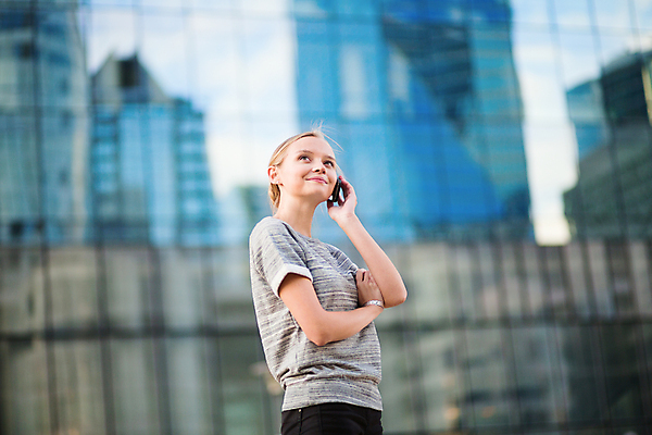 포토 JPG 해외이미지 백인 직업 여자 유럽 비즈니스 창문 유리 성공 모바일 말하기 한명 사람 내부 건물 금융 스마트폰 사무실 뷰티 반사 디지털 흰색 비즈니스우먼 자신감 연결 토론 스마트 리더 경영 지능 해외포토 서양인 1 건축물 감정 나라 컬러 컨셉 모션 재질 경제 핸드폰 스마트기기 직장인 파일형식 이미지허브