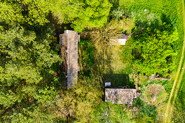 포토 JPG 해외이미지 나무 전통 라이프스타일 유럽 여행 농업 건축양식 자연 하늘 산 주택 사람없음 야외 건물 가로 초록색 파란색 햇빛 농장 마을 계곡 봄 농촌 시골 스페인 숲 도착 언덕 타운 옛날 조감도 해외포토 식물 건축물 계절 건축 나라 산업 컬러 생활 태양 도시 생태계 파일형식 이미지허브