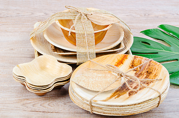 포토 JPG 해외이미지 종이 잎 실내 사람없음 세트 쌓기 자연보호 묶기 에코 친환경 에코라이프 노끈 나뭇잎모양 나무그릇 나무접시 친환경제품 제로웨이스트 나무배경 해외포토 모양 식물 라이프스타일 그릇 접시 줄 백그라운드 모션 자연 나뭇잎 내부 목재 환경 그린캠페인 보호 사회이슈 파일형식 이미지허브