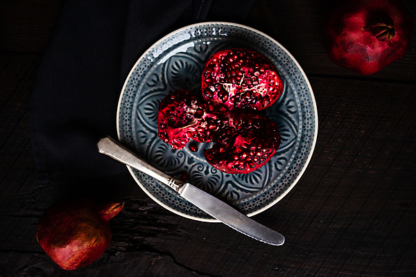 포토 JPG 해외이미지 검은배경 사람없음 어둠 칼 날것 석류 해외포토 백그라운드 과일 검은색 파일형식 이미지허브