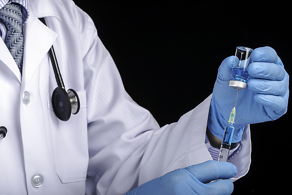 포토 JPG 해외이미지 직업 손 과학 컨셉 유리 유리병 건강 병원 주사기 사람없음 치료 약 장비 간호사 의사 흰색 액체 실험실 바이러스 질병 주사약 테라피 조제 돌봄 백신 복용 예방접종 예방주사 항생제 해외포토 컬러 의학 의료기기 모션 재질 병_용기 실험 신체부위 뷰티 의료진 예방 만들기 접종 파일형식 이미지허브