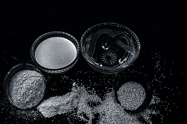 포토 JPG 해외이미지 전통 얼굴 음식 백그라운드 다이어트 재료 유리 표면 건조 건강 씨앗 사람없음 목재 태양 갈색 검은색 어둠 회색 견과류 흰색 시골 사발 낟알 굽기 묘사 유기농 날것 반죽 양귀비 팩 꿀 내추럴 고립 식용 채식주의자 핸드메이드 비건 해외포토 자연요소 나무 식물 웰빙 꽃 컬러 재질 신체부위 화장품 사기그릇 구이 채식 파일형식 이미지허브