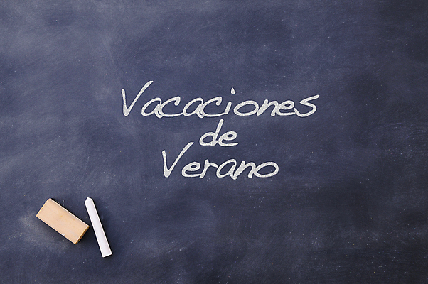 포토 JPG 해외이미지 교육 백그라운드 컨셉 텍스트 학교 휴가 사람없음 여름 칠판 메시지 사인 분필 종료 단절 해외포토 계절 초크 파일형식 이미지허브