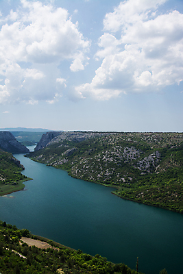 포토 JPG 해외이미지 공원 유럽 자연 국립공원 풍경 사람없음 물 강 봄 숲 5월 크로아티아 해외포토 자연요소 계절 공공시설 나라 날짜 생태계 파일형식 이미지허브