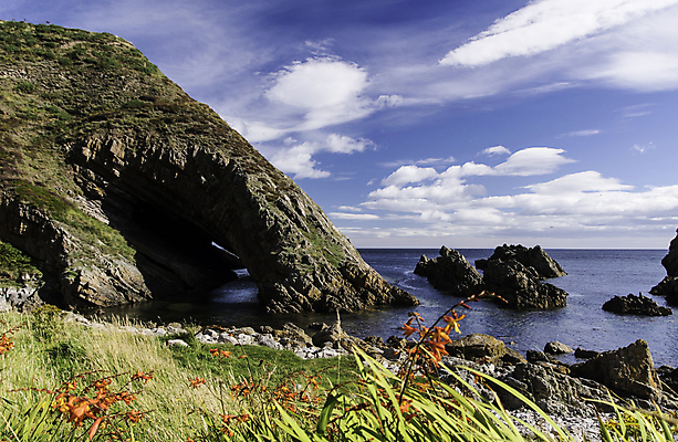 포토 JPG 해외이미지 바다 자연 풍경 사람없음 바위 9월 활 대서양 스코틀랜드 해외포토 영국 돌_바위 날짜 생태계 파일형식 이미지허브