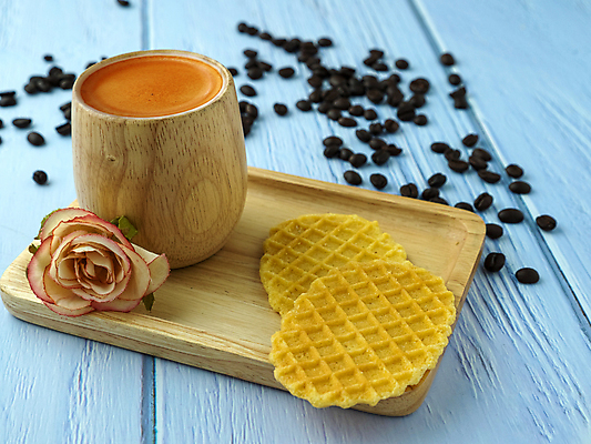 포토 JPG 해외이미지 1 라이프스타일 접시 디자인 커피 음료 다이어트 자연 아침 콩 건강 사람없음 목재 컵 물 갈색 우주 주방 숟가락 식사 재활용 머그컵 신선 뜨거움 액체 황금 달콤 아침식사 정상 컨테이너 설탕 굽기 대나무 크림 오브젝트 싱글 상쾌 유기농 와플 내추럴 카페인 해외포토 주간 자연요소 나무 식기 웰빙 감정 산업 컬러 재료 디저트 곡류 수저 생활 맛 구이 친환경 생태계 파일형식 이미지허브