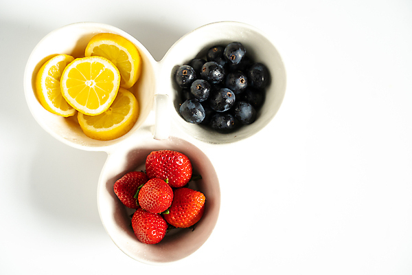 포토 JPG 해외이미지 접시 웰빙 음료 음식 다이어트 채소 오렌지 과일 부분 딸기 포도 서브 바나나 건강 요리 사람없음 빨간색 초록색 노란색 검은색 식사 저녁식사 샐러드 껍질 하트 오픈 사발 아침식사 사과 설탕 자르기 레몬 피부 유기농 슬라이스 내추럴 점심식사 스무디 채식주의자 해외포토 모양 식기 컬러 모션 신체부위 사기그릇 채식 파일형식 이미지허브