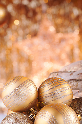 포토 JPG 해외이미지 전통 계절 별 리본 백그라운드 크리스마스 겨울 공 휴가 전등 새해 기념 사람없음 장식 빛 반짝임 컬러풀 파티 축제 활발 장식볼 축하 원형 황금 소프트포커스 12월 연도 부드러움 블러 카피스페이스 해외포토 자연요소 도형 기념일 컬러 컨셉 모션 조명 촬영기법 이벤트 공백 감각 날짜 파일형식 이미지허브