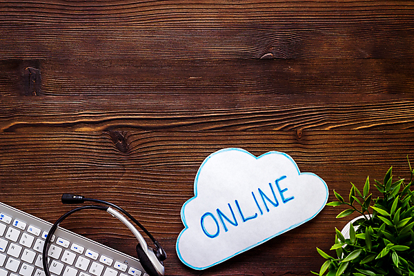 포토 JPG 해외이미지 구름 컨셉 인터넷 비즈니스 통신 성공 사람없음 스마트폰 컴퓨터 글로벌 사무실 디지털 헤드폰 자료 정보 네트워크 연결 접속 전염 혁명 데이터베이스 서버 지원 해외포토 자연요소 음향기기 전자제품 핸드폰 스마트기기 질병 감염 파일형식 이미지허브