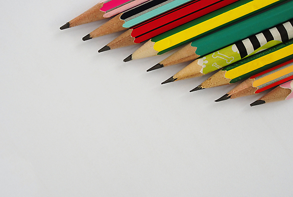 포토 JPG 해외이미지 디자인 교육 어린이 백그라운드 컨셉 패턴 학교 창조 미술 사람없음 목재 빨간색 초록색 파란색 울타리 세트 컬러풀 사무실 연필 우주 페인트 유치원 장비 흰색 기구 그리기 그룹 변화 스케치 다발 배열 오브젝트 신학기 그림 크레파스 날카로움 정리 그라데이션 고립 초보 카피스페이스 해외포토 나무 컬러 무늬 비즈니스 재료 모션 문화예술 학용품 사람 담장 필기구 공백 파일형식 이미지허브