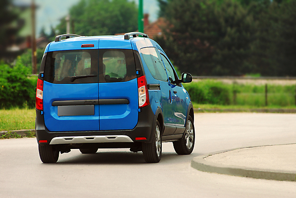 포토 JPG 해외이미지 디자인 스포츠 포즈 곡선 자동차 새로움 거리 사람없음 빛 운동 공연 운전 고급 그릴 휘발유 위험 아스팔트 승합차 묘사 속도 꼬리 타이어 스포트라이트 조립 디젤 자동 점화 조율 주도 해외포토 도로 선 육상교통 컨셉 모션 승용차 주방용품 건강 이벤트 예절 석유 파일형식 이미지허브