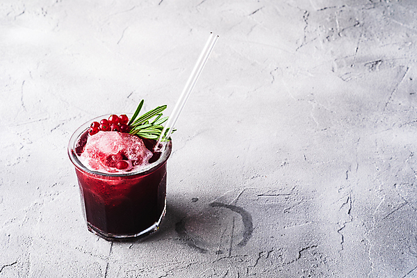 포토 JPG 해외이미지 백그라운드 사람없음 칵테일 시멘트 로즈메리 레드커런트 카피스페이스 해외포토 열매 주류 공백 허브 파일형식 이미지허브